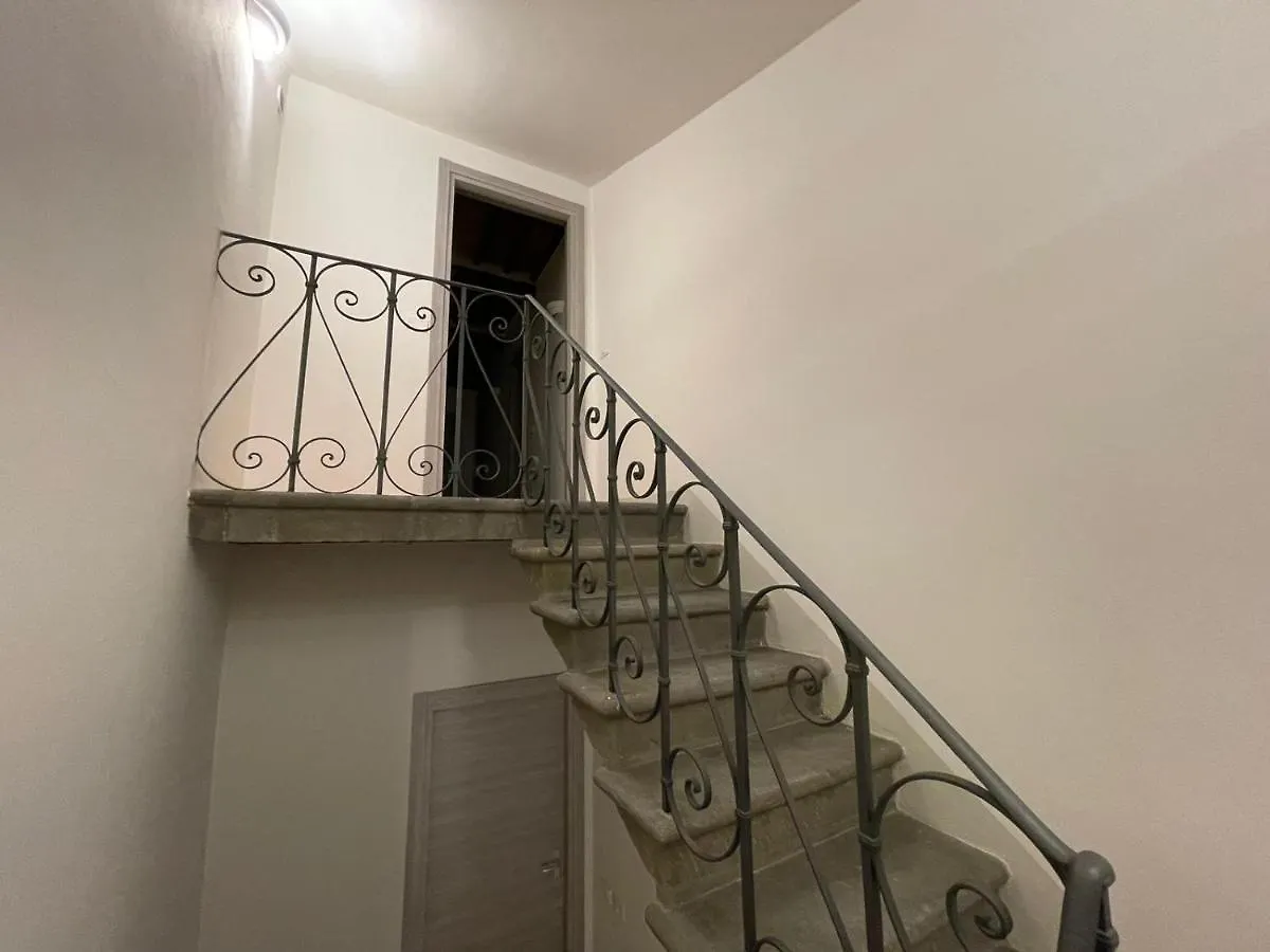 Rent Room Iacopo Capannori Italy