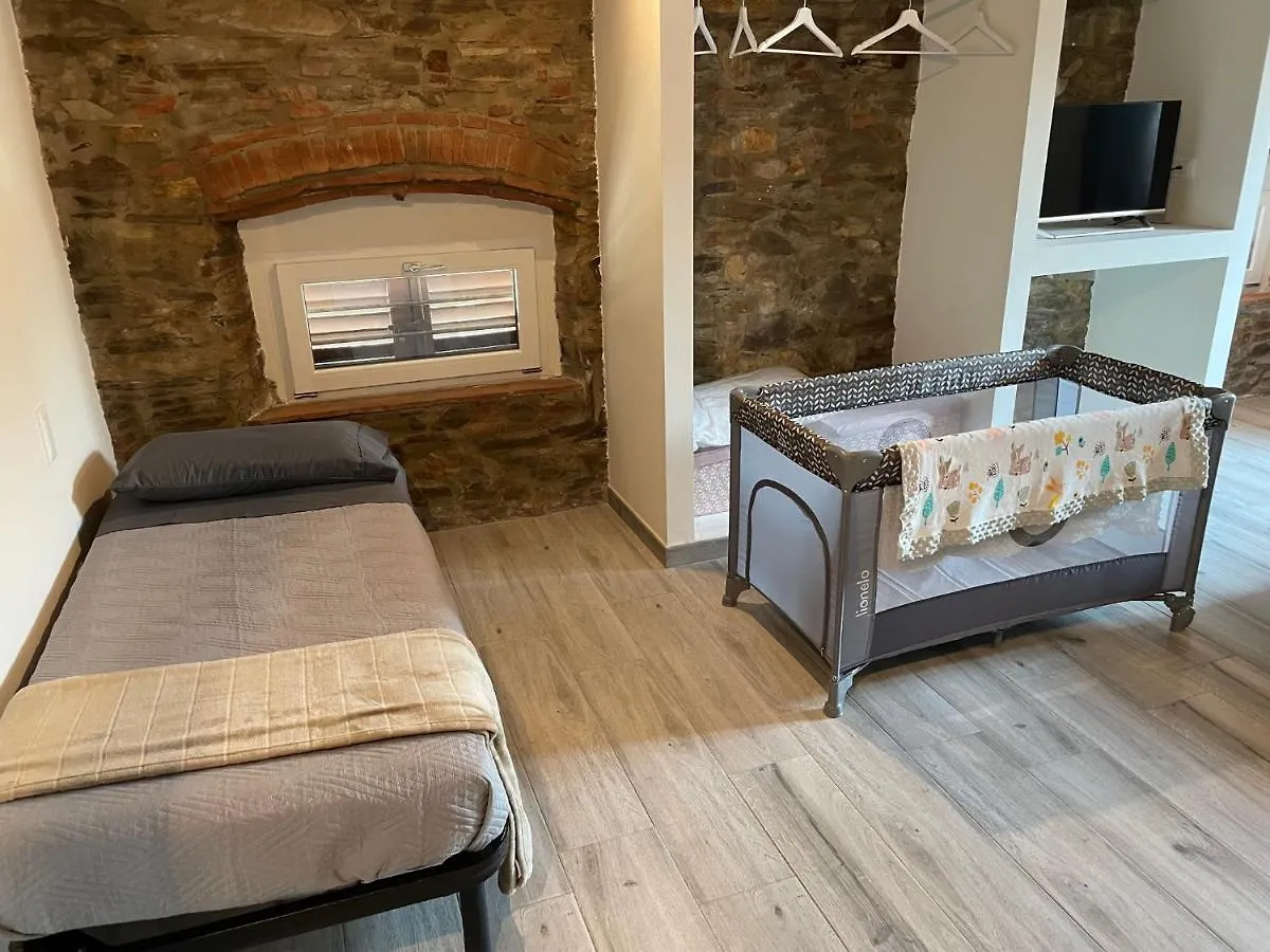 Rent Room Iacopo Capannori Italy